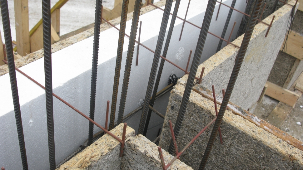 Как правильно выбрать бетон для загородного домостроения и ухаживать за ним